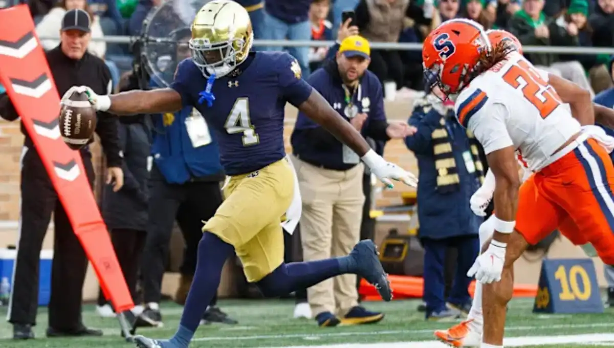 Notre Dame Routs Stanford 49-20 as Five Players Deliver Standout Performances